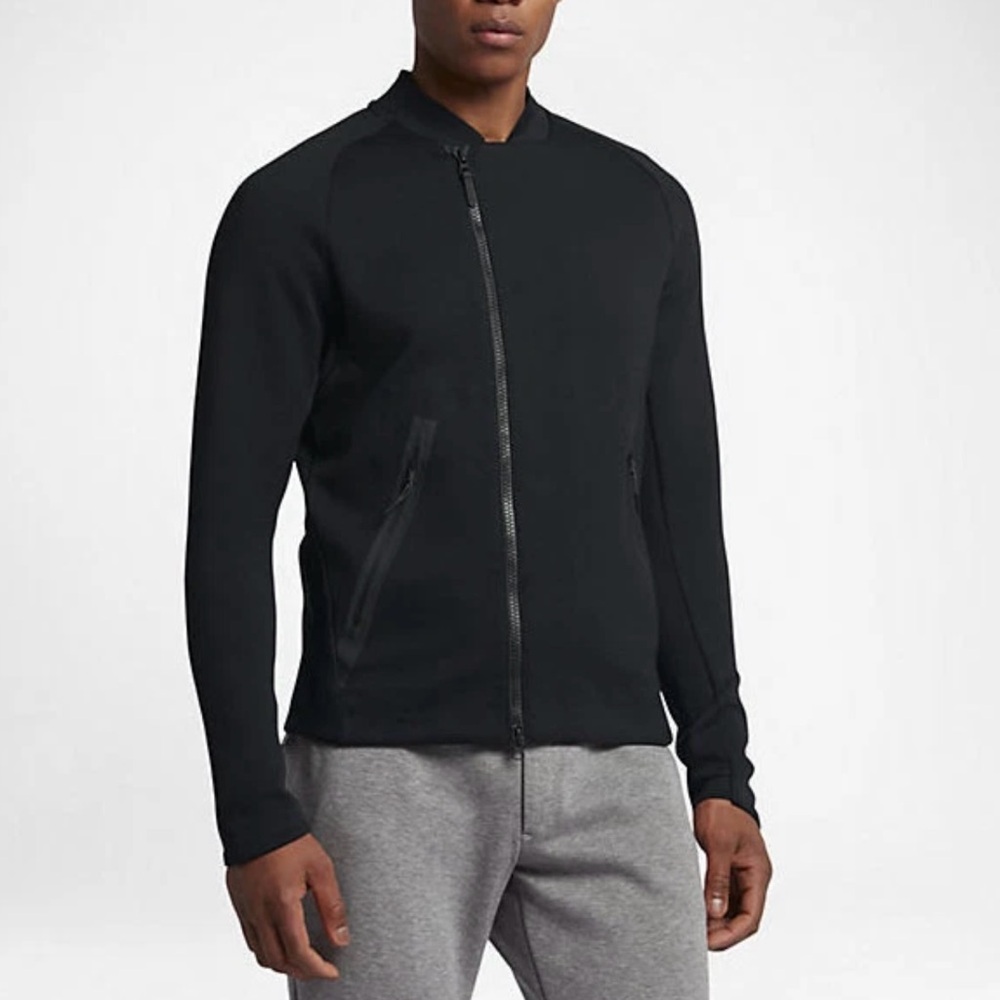Nike SPORTSWEAR TECH JACKET MEN'S Jacket Large. Black